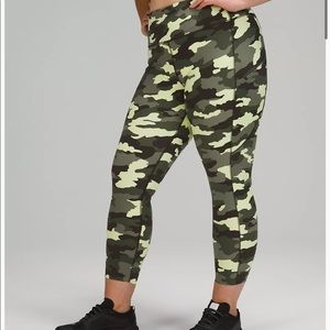 lululemon 28” fast and free legging green camo
